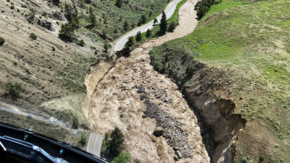 USA Yellowstone Flut 2022 North Entrance Road NPS Flickr.jpg